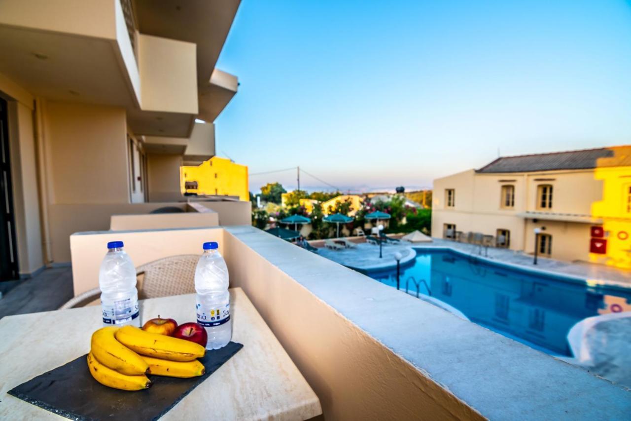 Orestis Hotel Sea View Apartments Σταλός Εξωτερικό φωτογραφία